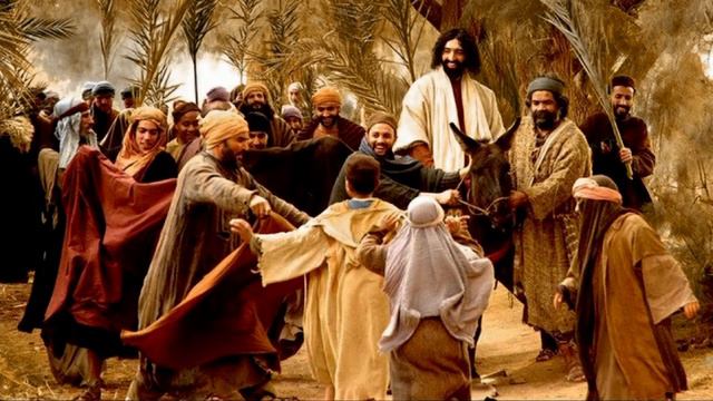 032821 Christmas, Palm Sunday and the Kingship of Christ смотреть онлайн
