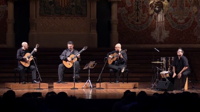 Barcelona Guitar Trio - Spain (feat. Aniello Desiderio) смотреть онлайн