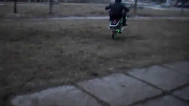 Мопед Сабур Альфа 110 кубов Жесть,, Стант ,,Дрифт..avi смотреть онлайн