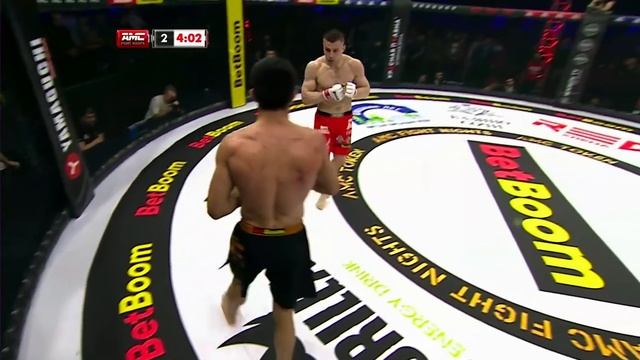 ЖЕСТЬ! ВЫРУБИЛ С КОЛЕНА! Амир Халил vs. Василий Козлов / Amir Halil Amir vs. Vasiliy Kozlov смотреть онлайн