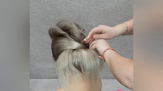 Волосы / Прическа Пучок с бантом смотреть онлайн