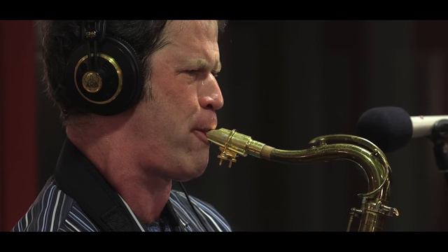 Anton Schwartz, Inga Swearingen & Chuck Deardorf 'Black Is the Color...' | Live Studio Session смотреть онлайн