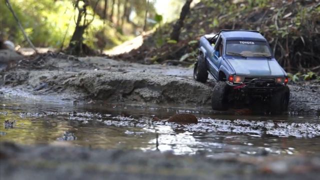 RC4WD X BFGOODRICH MUD TERRAIN T/A KM2 1.55 FIRST DRIVE смотреть онлайн