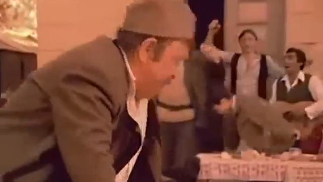 Paja Vujisić pesma Piravel o Mile iz filma Drugarcine смотреть онлайн