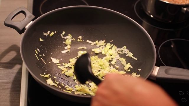 Гречка с овощами | Блюда из гречки | Вегетарианские рецепты смотреть онлайн