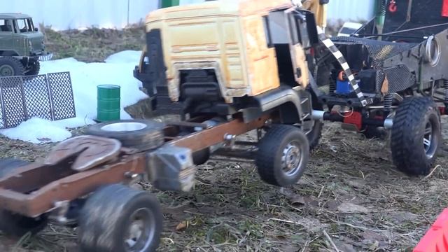 НАШЛИ грузовик MAN под водой! ... Достали, восстановили и переделали в 8х6. RC OFFroad смотреть онлайн
