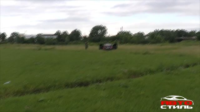 Фронт с большого расстояния ВАЗ-2114 смотреть онлайн