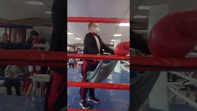 макс с камнем одногрупники