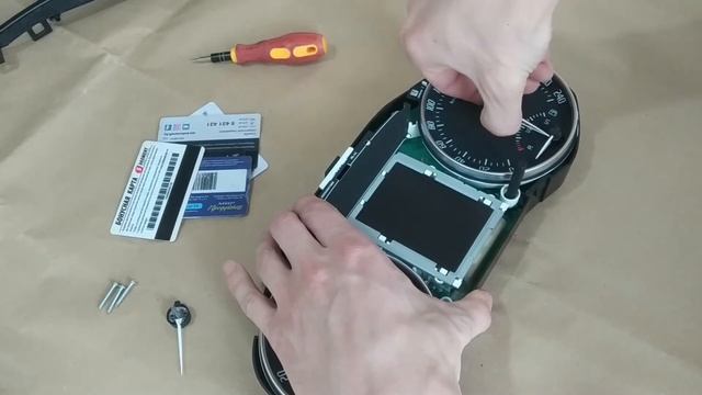 Как снять и разобрать приборную панель Skoda Octavia А5