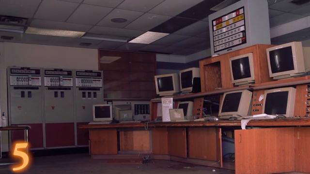 UNUSUAL Abandoned Places in Canada смотреть онлайн