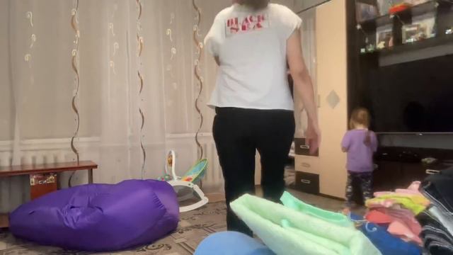 Убираем ёлку. Наводим дома порядок. смотреть онлайн