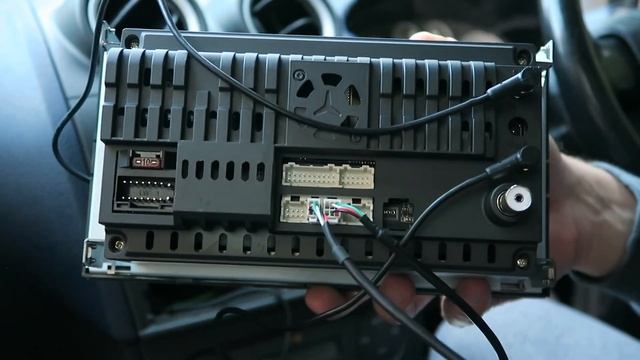 Ford Fiesta Mk6 ST150 - Adding Apple car-play on 7" Android touchscreen смотреть онлайн