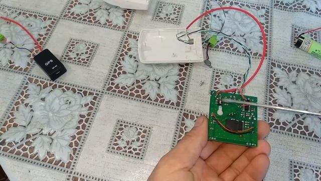 Сигнализация с ДОЗВОНОМ, от ДАТЧИКА ДВИЖЕНИЯ. Дешевле, ПРОЩЕ не бывает! Как сделать самостоятельно! смотреть онлайн
