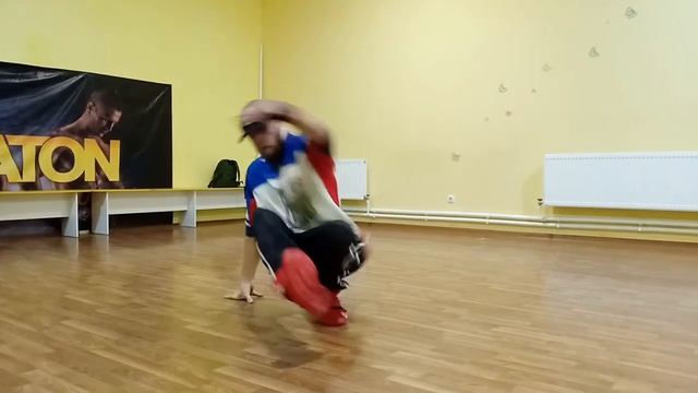 Фристайл/ВАЛУЙКИ/B-boy DJASKET смотреть онлайн