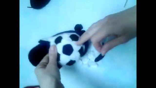 Вязаные комнатные тапочки с мячами смотреть онлайн
