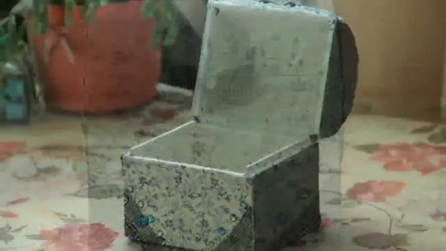 Сундучок для бижутерии. Ларец для украшений из картонной коробки своими руками смотреть онлайн