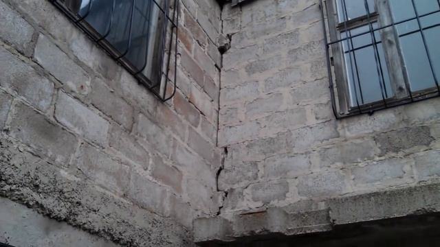 Трещины в дачном доме - нестрашно смотреть онлайн