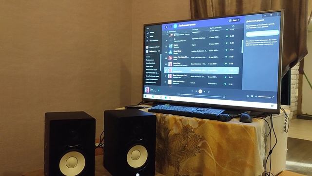 Yamaha HS7 смотреть онлайн