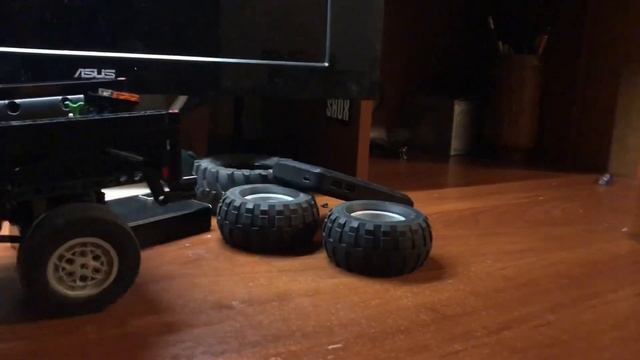 Lego technic Pickup truck 4x4 FV5 . Room trial [MOC] смотреть онлайн