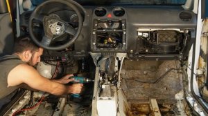 Разборка салона volkswagen caddy 3