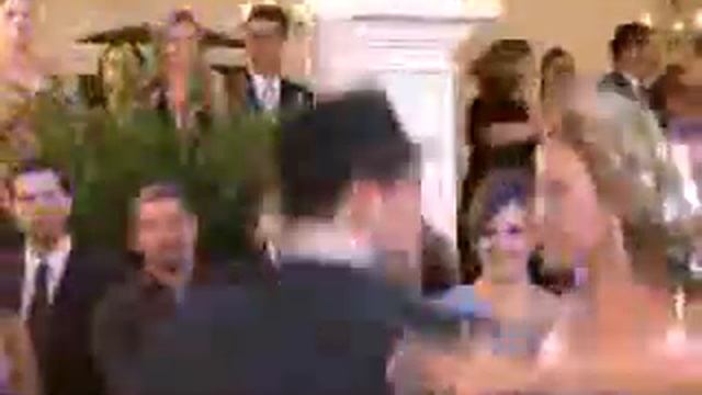 Cristina y Felipe bailando en el dia de su boda смотреть онлайн