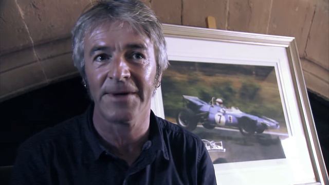 Artist Jonathan Mitchell talks about his painting of our President Sir Jackie Stewart смотреть онлайн