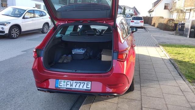 CUPRA Leon Sportstourer electric trunk opening and closing by key! MQB-Coding смотреть онлайн