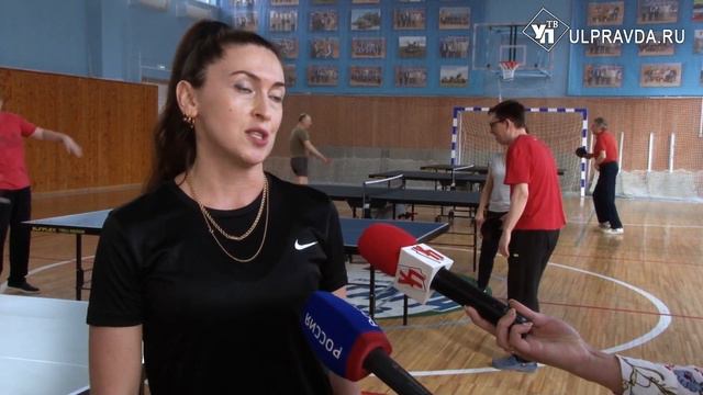 Лечебный теннис. Чем занимаются ульяновские врачи после работы смотреть онлайн