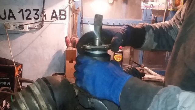 Замена внутренней гранаты нива ВАЗ 2121 смотреть онлайн