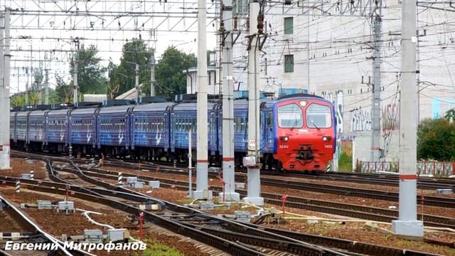 Электропоезд ЭД4М-0403 "РЭКС-экспресс" (ТЧ-4) скорый пригородный поезд №7184, Москва - Крутое. смотреть онлайн