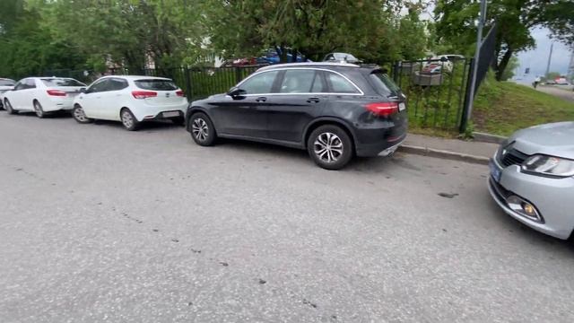 Быдло угрожает и зовёт к себе в машину! смотреть онлайн
