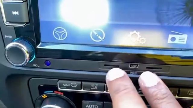 VW Jetta 1.4 TSI Camera, Navi 2012- SMN7879H (Torque Autos) смотреть онлайн