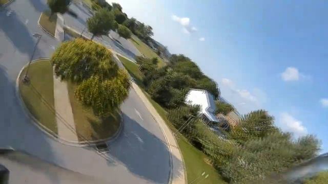 zipping around with my 6S fpv racing drone build смотреть онлайн
