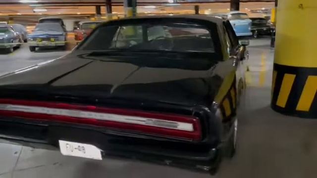 Ford Thunderbird 1967 смотреть онлайн