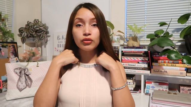 (12) Que Hay en Mi Bolso Betsey Johnson Rosa Pastel? || + Problemas en mi Negocio смотреть онлайн
