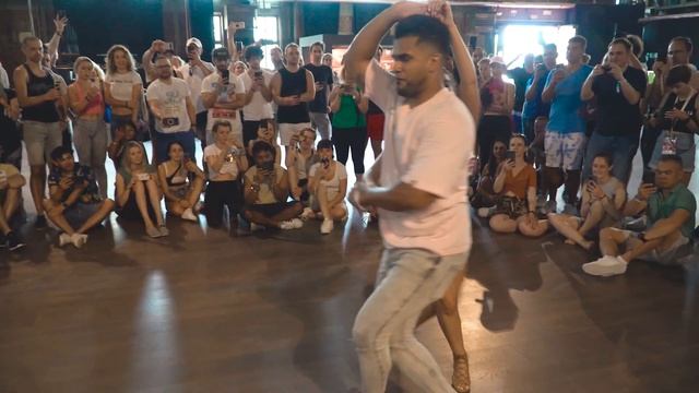 LLORO Y LLORO - XTREME / ANTONI Y BELEN / Bachata Fusion in Sensual Summer Days (Rovinj, Croatia) смотреть онлайн