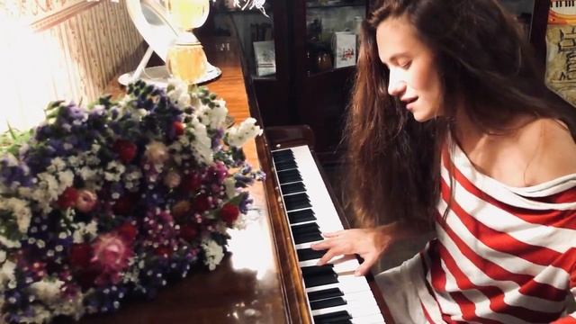 Mariy Chaikovskay -Осень у моря ( лирика Ах Астахова ) смотреть онлайн