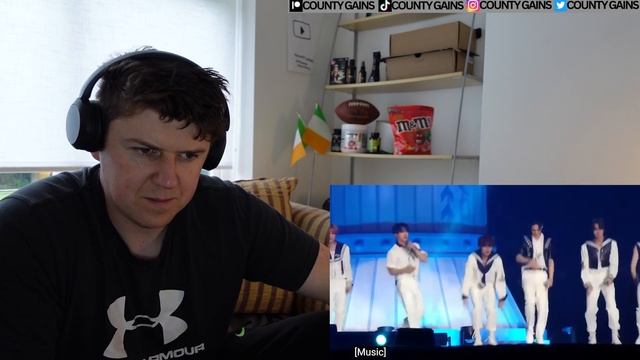 Stray Kids 'ITEM' Full Performance - FIRST TIME REACTION смотреть онлайн