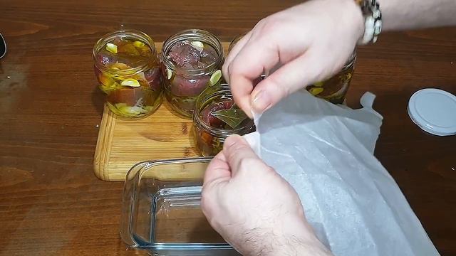 Kavanozda et yapıyorum ve 1 yıl bozulmadan Lezzetli et yemeği yiyorum. Üstelik tencere kullanıyorum смотреть онлайн