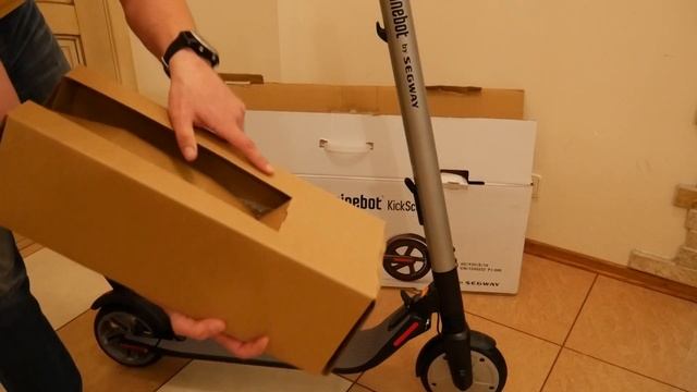 Электросамокат Segway Ninebot KickScooter ES2 (распаковка и сборка) смотреть онлайн
