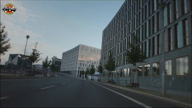 BMW Motorrad ConnectedRide Smartglasses: Futuristic Motorcycle Goggles With Head-Up Display Tech.