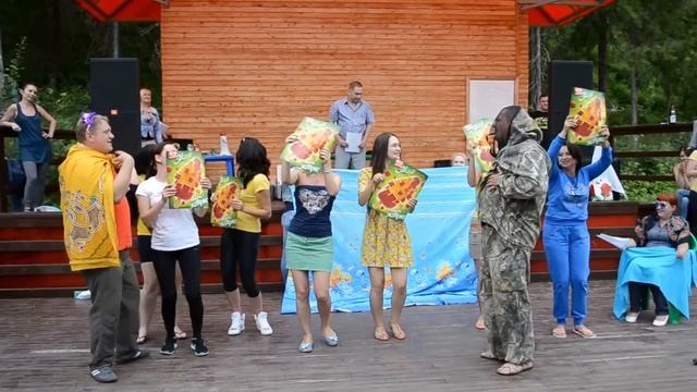 День Торговли. Живое выступление отдела продаж смотреть онлайн