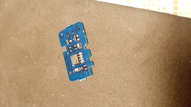 Как заменить вынуть чип микросхему из оригинального картриджа MLT-D111L принтера Samsung M2020 смотреть онлайн