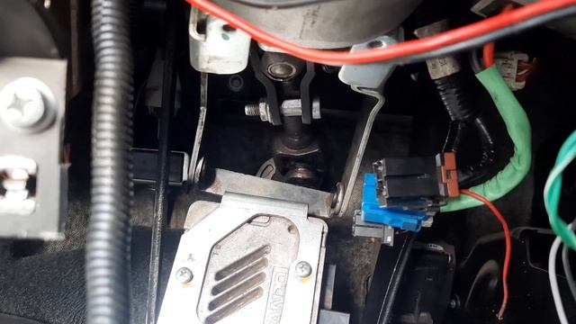 УСТАНОВКА ЭЛЕКТРОУСИЛИТЕЛЯ РУЛЯ НА ГРАНТУ.