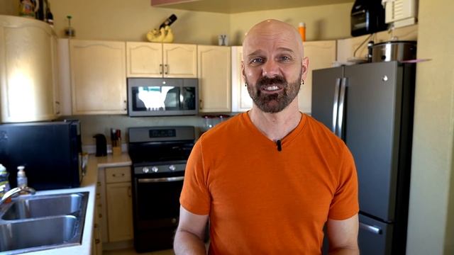 Strange Microwave S'mores Maker Put to the Test! смотреть онлайн