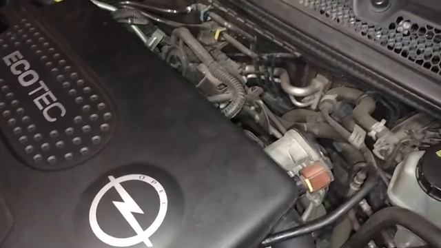 Opel Astra j 2012 года выпуска. Странный звук под капотом при открытии и закрытии дверей. смотреть онлайн