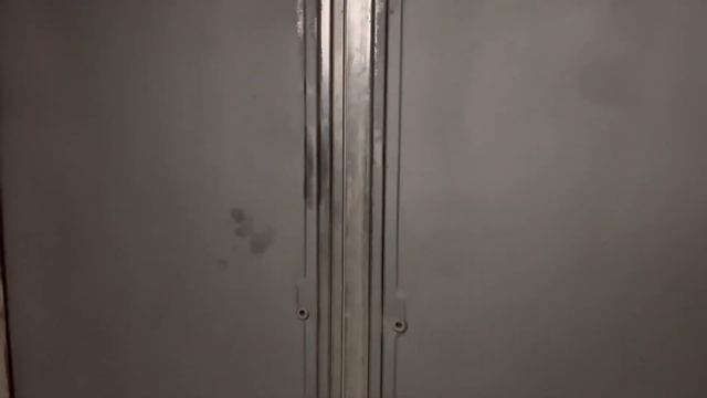 Неисправности в работе "горизонтального лифта" на Московской вызвали задержки поездов на МПЛ смотреть онлайн