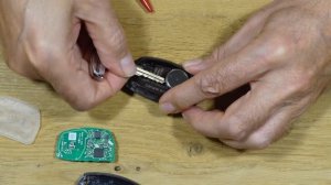 Замена батарейки в смарт-ключе автомобиля Hyundai Creta