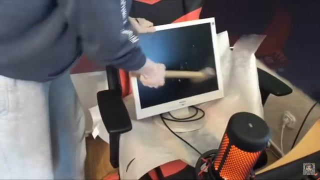 TicTac РАЗБИЛ МОНИТОР НА СТРИМЕ