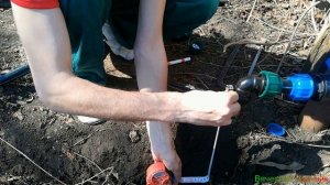 Монтаж трубы ПНД для полива Даче!